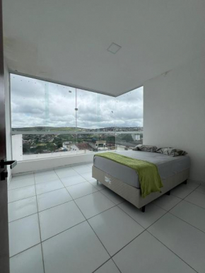 Casa com janela panorâmica, 3 quartos, Garanhuns